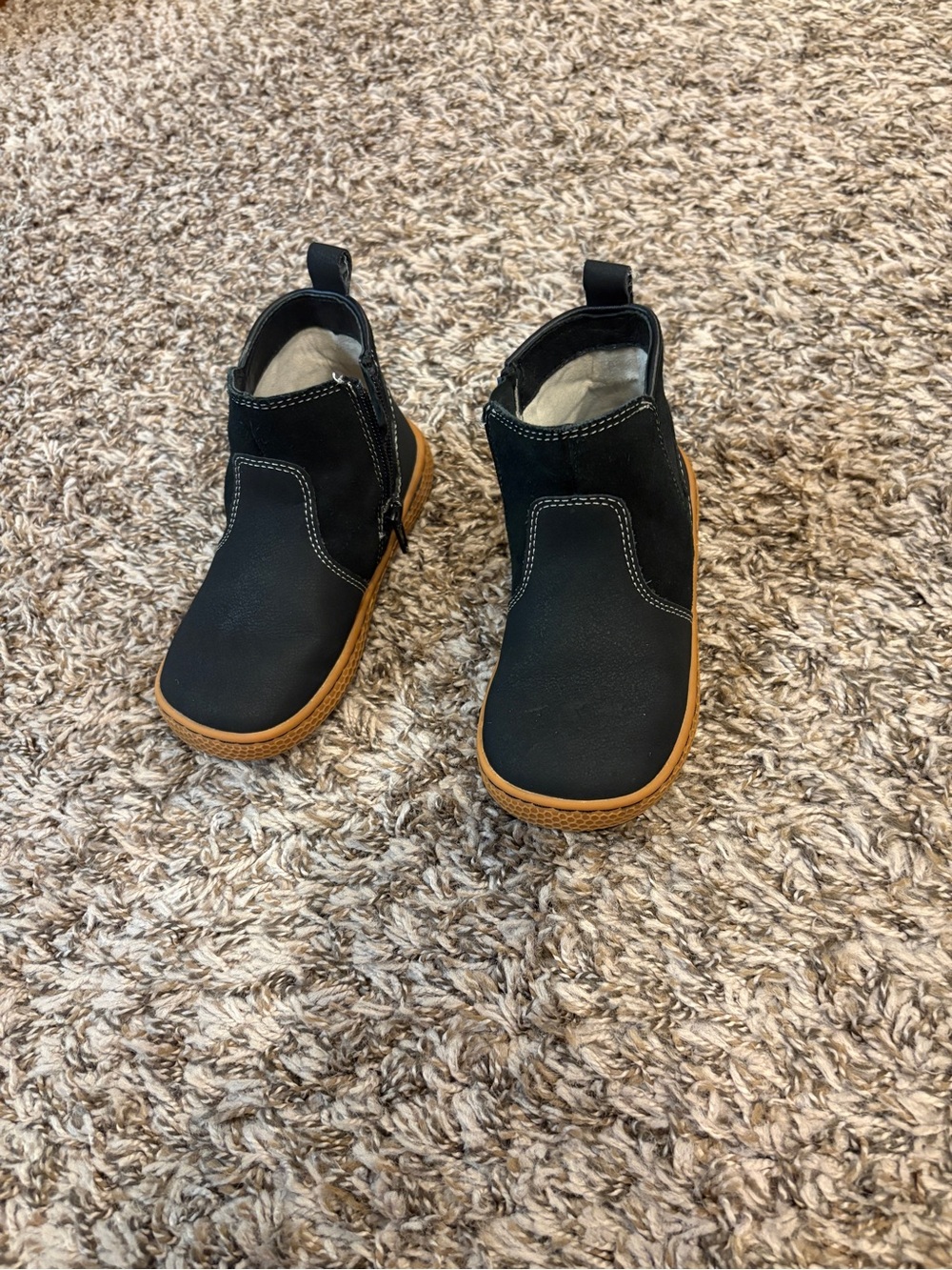 Livie & Luca Black Leather Ankle Boots Girls Toddler Size 9 Side Zip Gum Sole